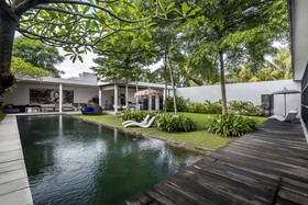Loft Volcano By Alfred In Bali