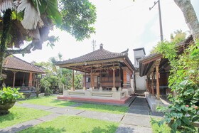 Lokasari Bungalows Spa & Gallery by Airy Rooms