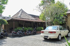 Lokasari Bungalows Spa & Gallery by Airy Rooms