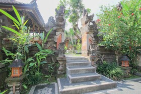 Lokasari Bungalows Spa & Gallery by Airy Rooms