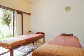 Lokasari Bungalows Spa & Gallery by Airy Rooms