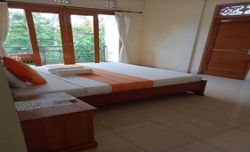 Pakvo's House