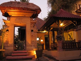 Puri Ulun Carik Bungalows