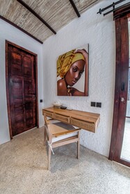 Putri Salju Villa by Evdekimi