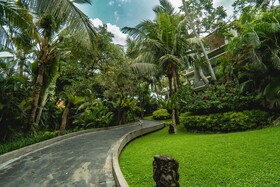 Royal Kamuela Villas & Suites at Monkey Forest - Ubud