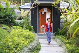 Royal Kamuela Villas & Suites at Monkey Forest - Ubud