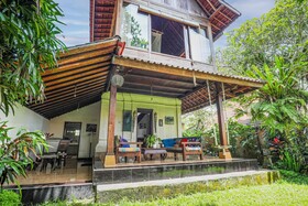 Sari Bamboo Bungalows