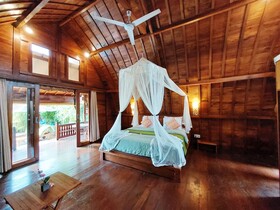 Shivananda Antique Villas by EPS