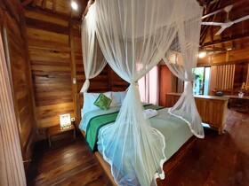 Shivananda Antique Villas by EPS