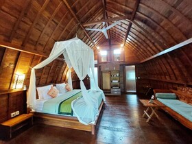 Shivananda Antique Villas by EPS