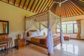 Soca Cantik Villas