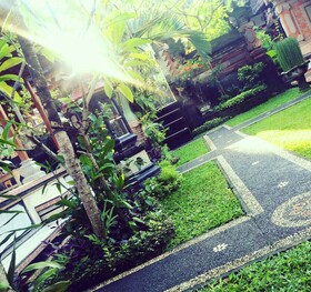 Super OYO Capital O Pondok Ayu Homestay