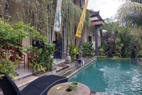 Super OYO Capital O Pondok Ayu Homestay