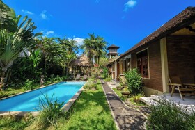 Taman Lituhayu Cottages