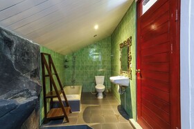 Taman Lituhayu Cottages