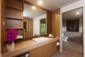 Teba Suci Suite