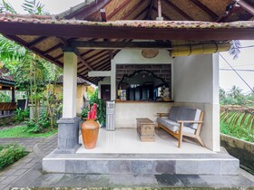Ubud Shanti Rice Field House by Supala