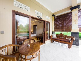 Ubud Shanti Rice Field House by Supala