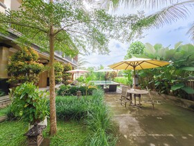 Ubud Shanti Rice Field House by Supala