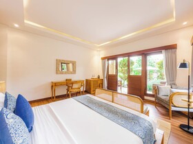 Ubud Shanti Rice Field House by Supala