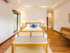 Ubud Shanti Rice Field House by Supala