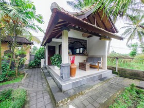 Ubud Shanti Rice Field House by Supala