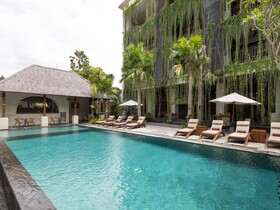 Ubud Village Hotel