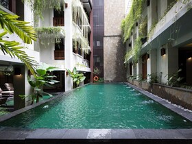 Ubud Village Hotel