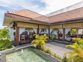 Ubud Village Hotel