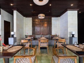 Ubud Village Hotel