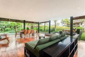 Uma Giri Villas