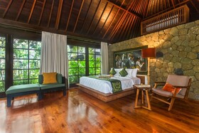 Uma Giri Villas