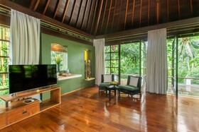 Uma Giri Villas