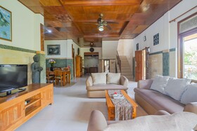 Villa Agung Khalia