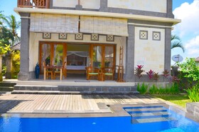 Villa Agung Khalia