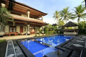 Villa Agung Khalia