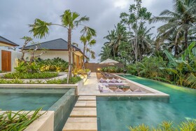 Villa The Kayu By Goro