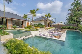 Villa The Kayu By Goro