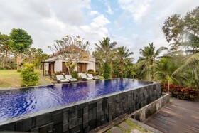 Villa Tirta Cintanya