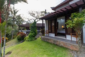 Villa Tirta Cintanya