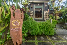Wooden Ganeca Villas by Pramana Villas