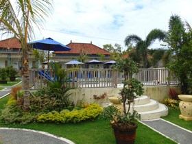 Taman Asih Bingin Homestay