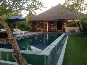 Villa Biru