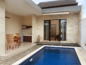 Palm Leaf Villa