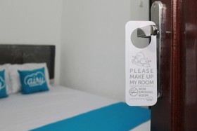 Karmila Syariah Guest House by OYO Rooms