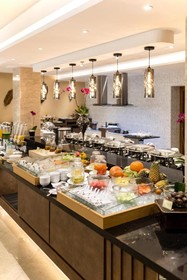 Best World Kindai Hotel