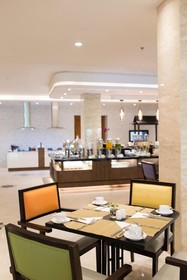 Best World Kindai Hotel