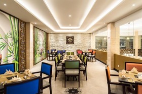 Best World Kindai Hotel
