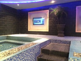Blue Atlantic International Hotel