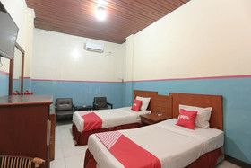 Hotel Kharisma by OYO Rooms